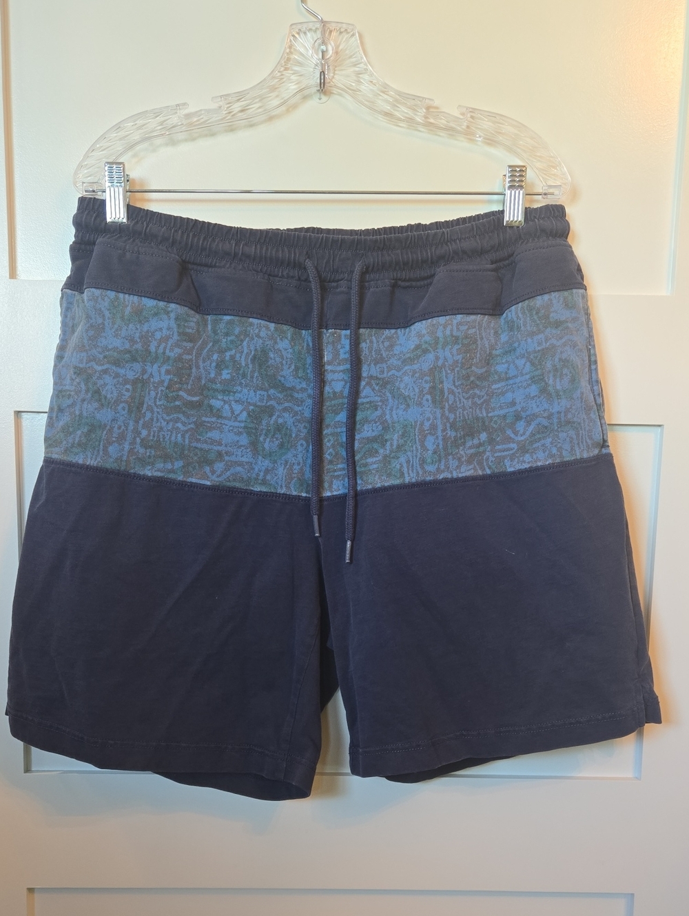 Urban Outfitters Navy Shorts with Print Band Drawstring Waist Large